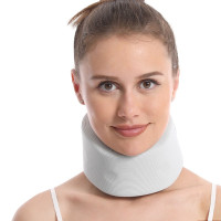 Бандаж-комір XL-606 для фіксації шийного відділу хребта ортопедична шийна опора та розтяжувач із виїмкою під підборіддя
